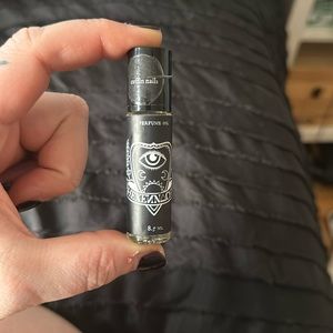 Hexennacht Coffin Nails. used once. 8.5ml